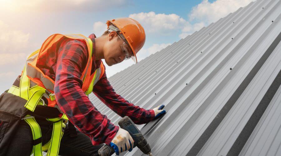Professional metal roof installation in Eleroy, IL